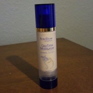 Senegence Day Time Moisturizer. Normal to Oily.